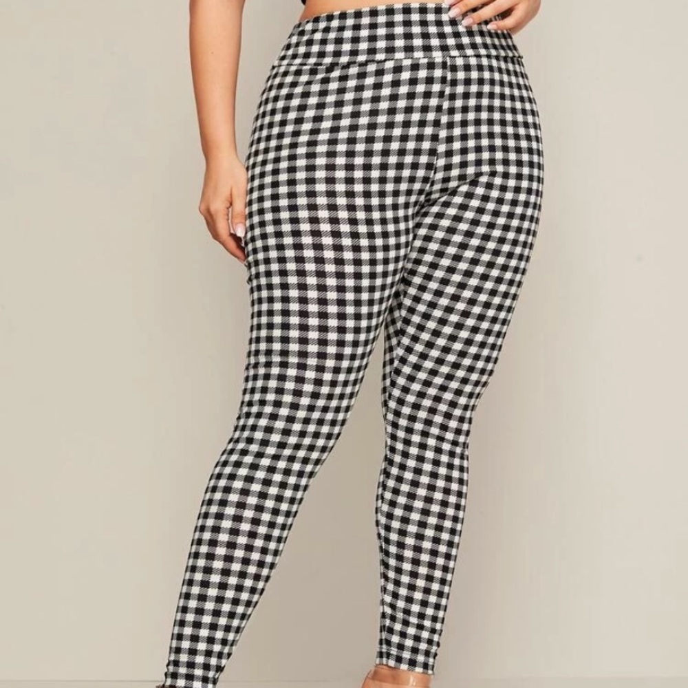 New! Cute leggings💖